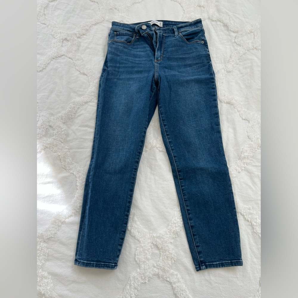 Abercrombie & Fitch
The Super Skinny Ankle
High Rise